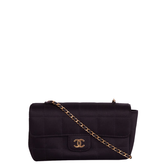 Bolsa Chanel Preta Metelasse