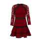 ⁠Vestido Alexie Rendado Vermelho e Preto . Tam P BR