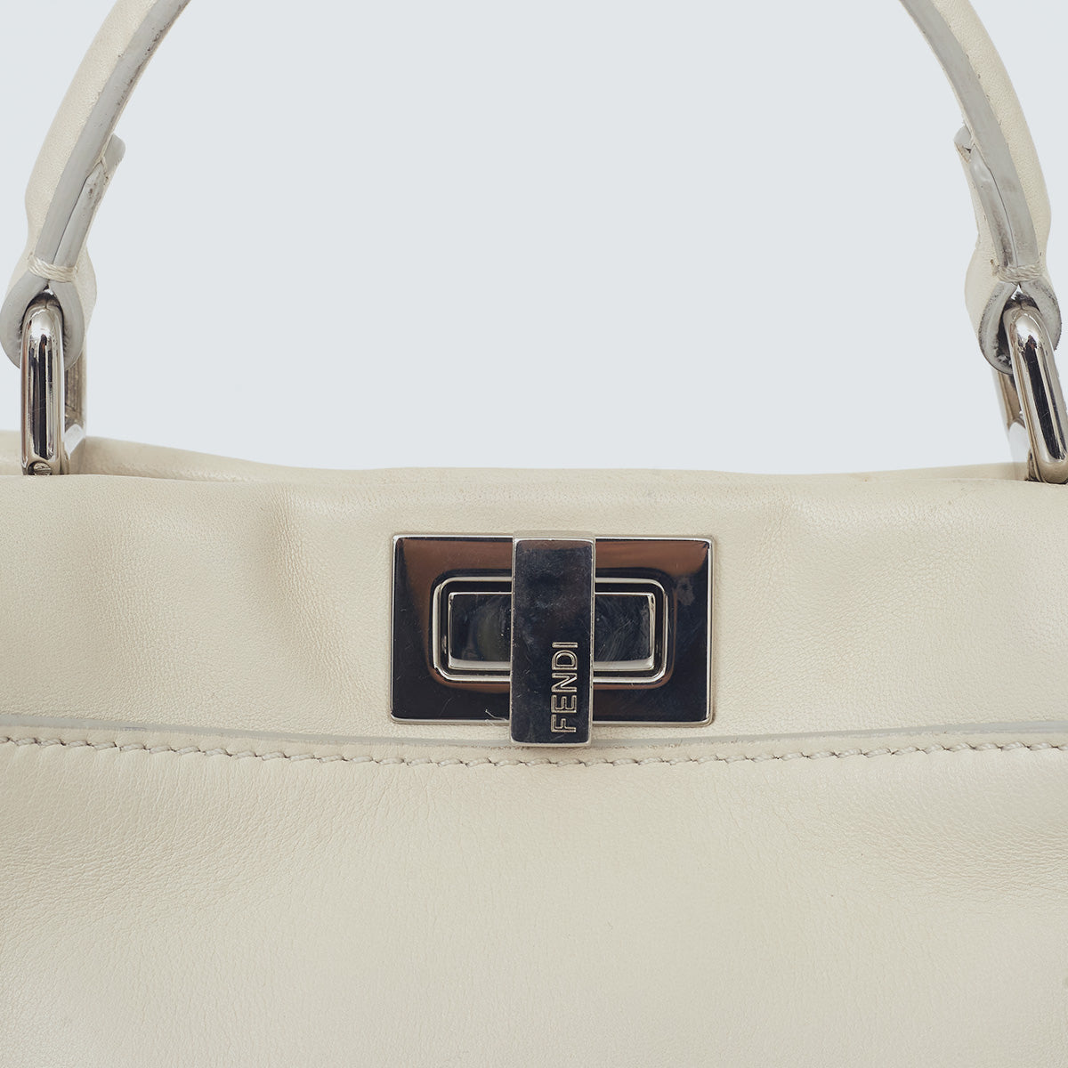 Bolsa Fendi Peekaboo Off White