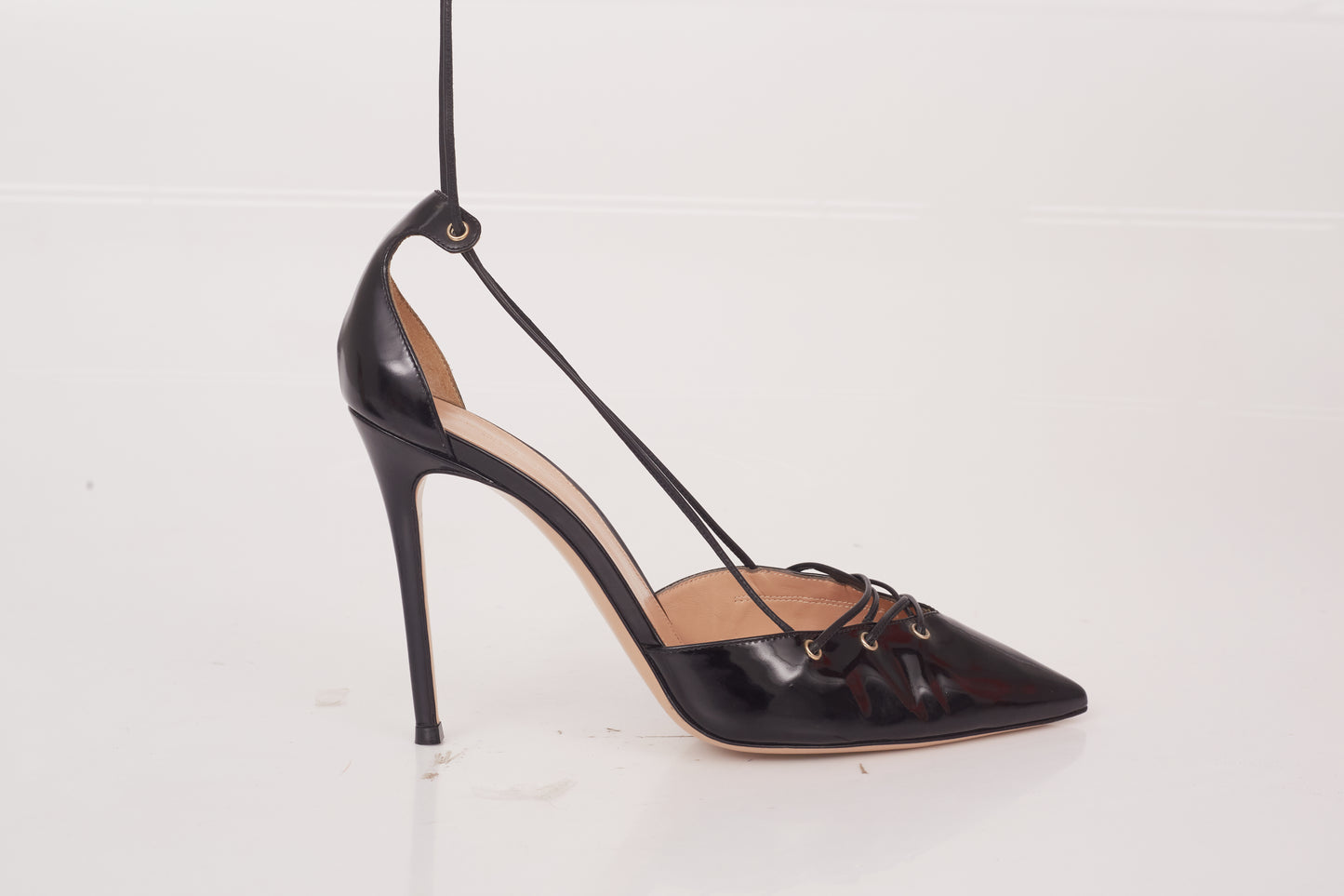 Scarpin Gianvito Rossi Preto Tam. 40 Br