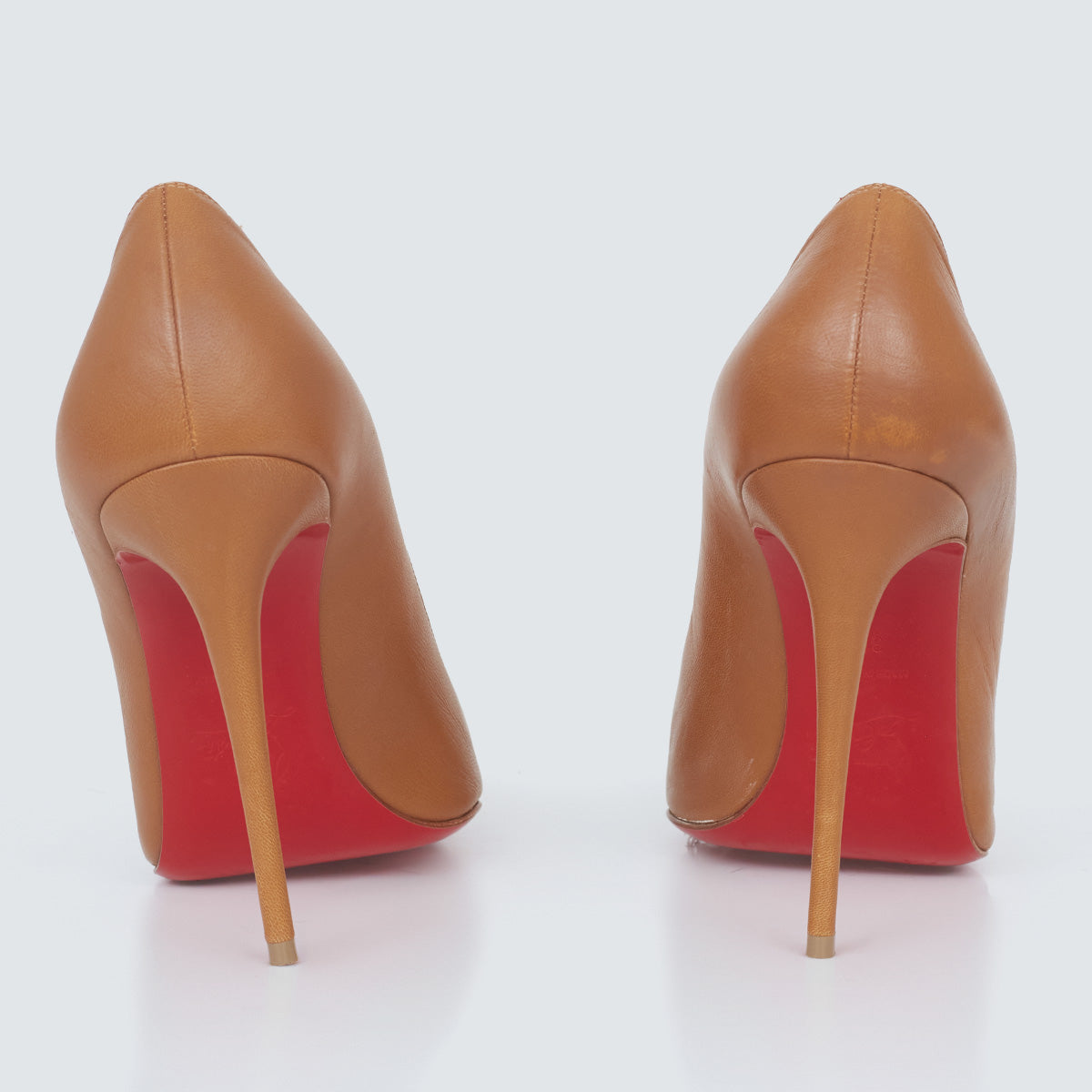 Scarpin Christian Louboutin Caramelo Fosco Tam. 37 Br