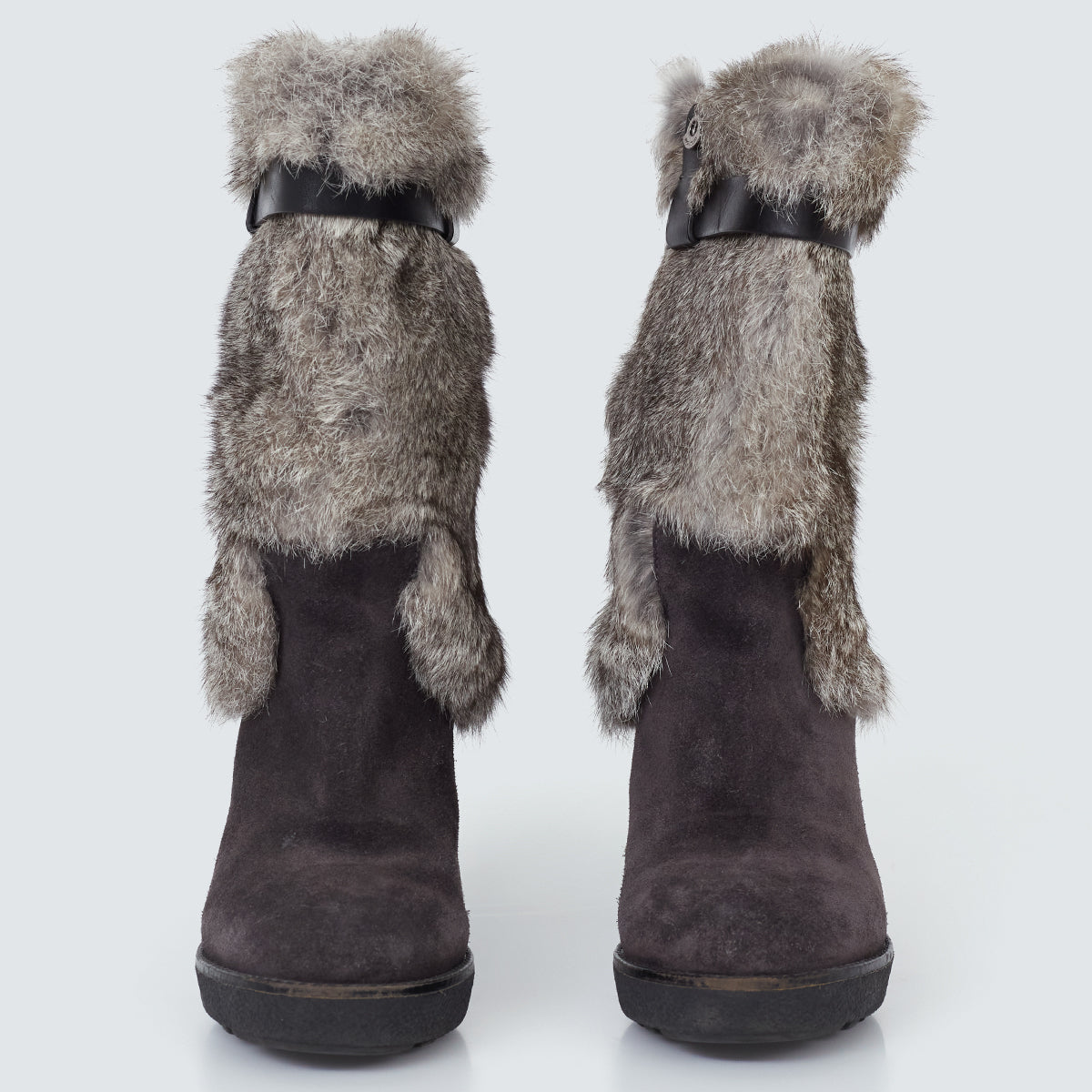 Bota Moncler com Pelo Cinza Tam. 37 Br