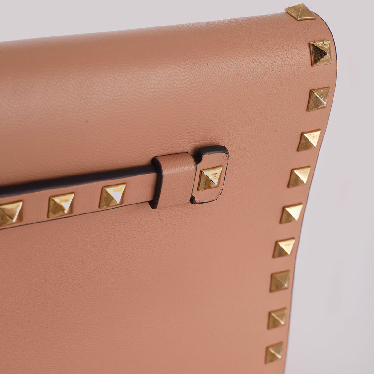 Clutch Valentino Rockstud Nude