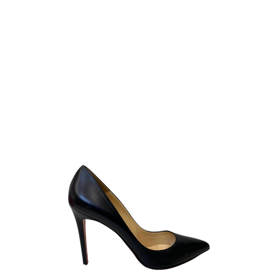 Scarpin Christian Louboutin Preto TAM. 39 BR