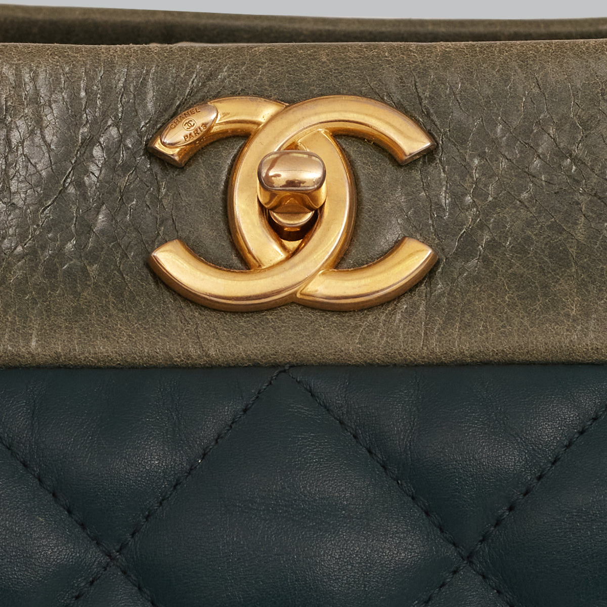 Bolsa Chanel Soft Elegance Tote Verde Escuro