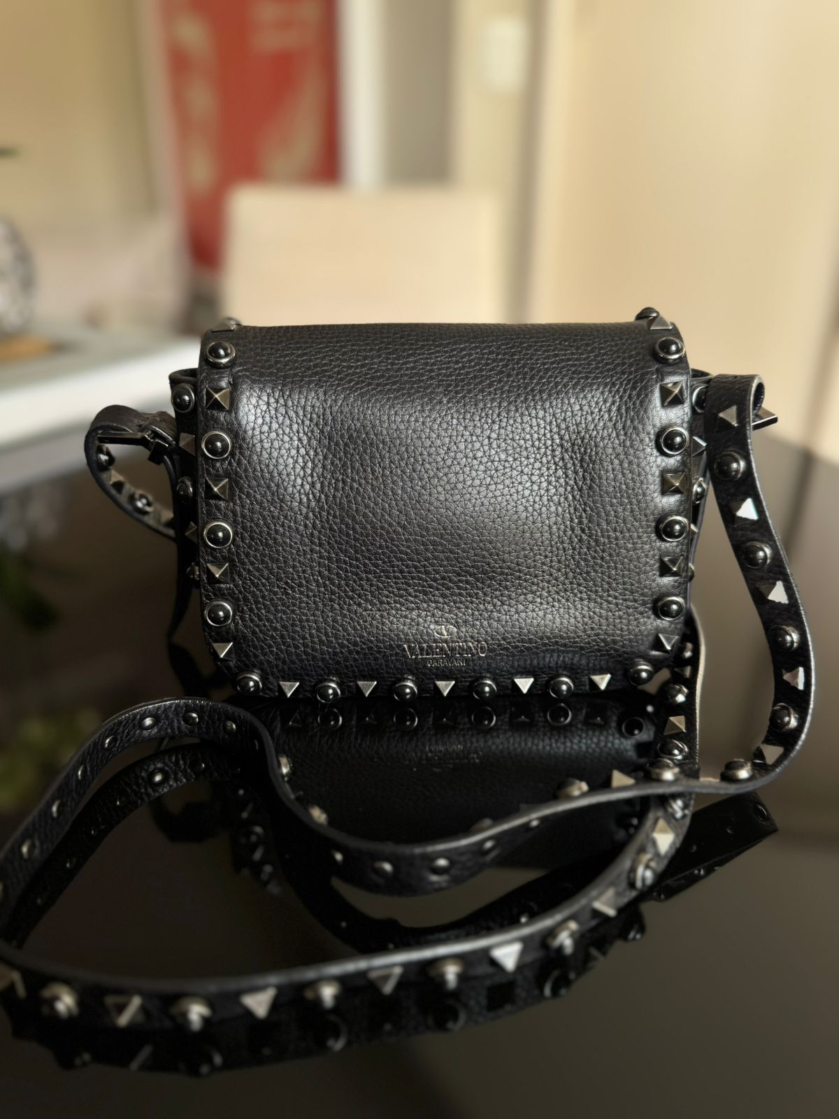 Bolsa Valentino Rolling Rockstud Preta