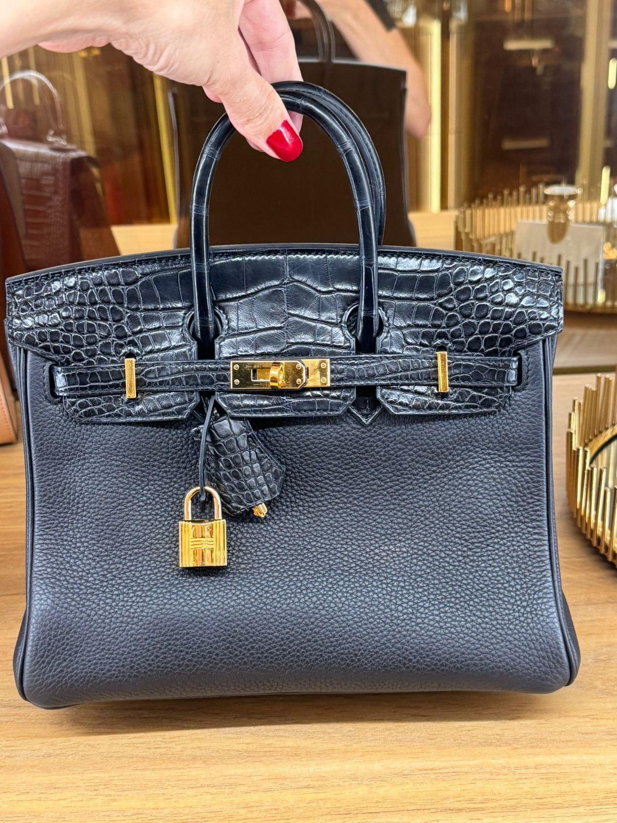 Bolsa Hermès Birkin 25 Croco Preta