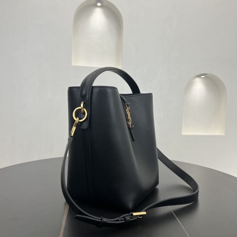 Bolsa Saint Laurent Le 37 Preta