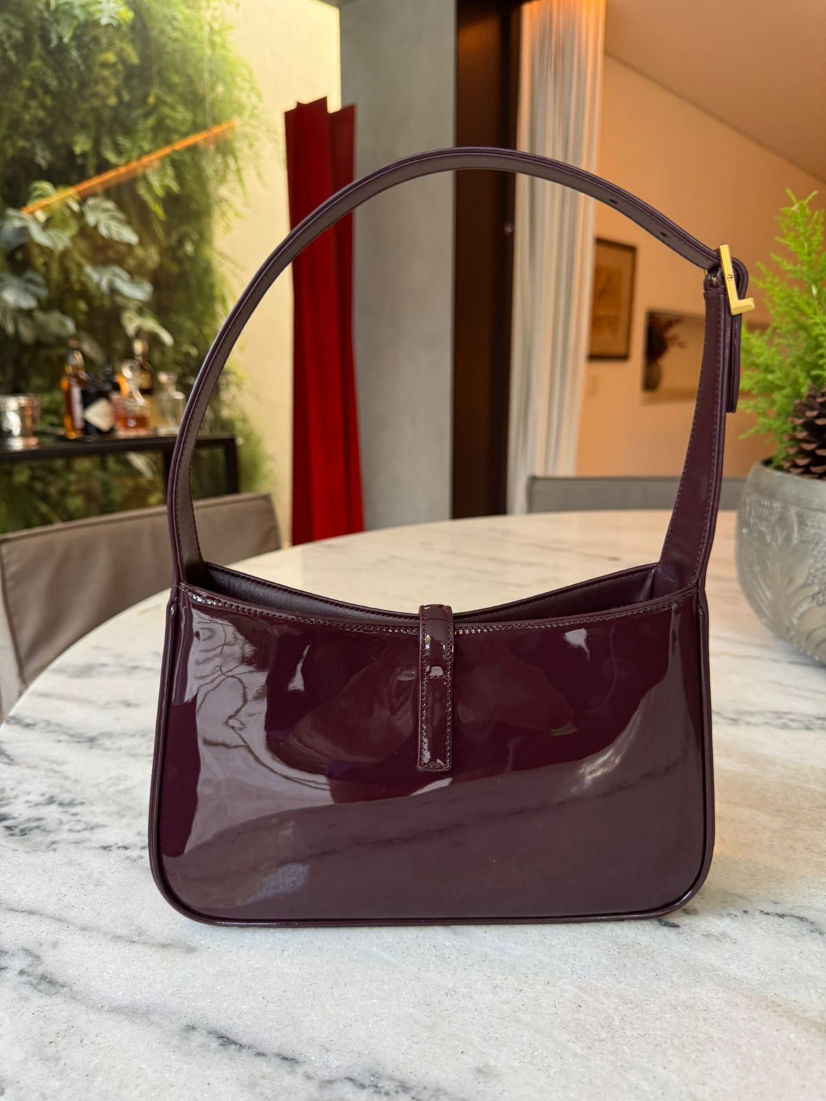 Bolsa Saint Laurent Le 5 à 7 Hobo Vinho