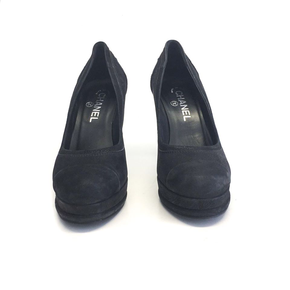 Sapato Chanel Preto Camurça Tam. 38,5