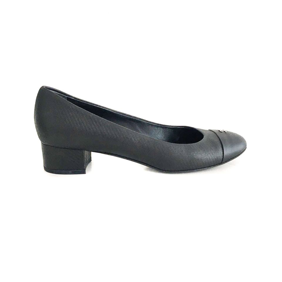 Sapato Chanel Preto com Listras Tam. 39,5