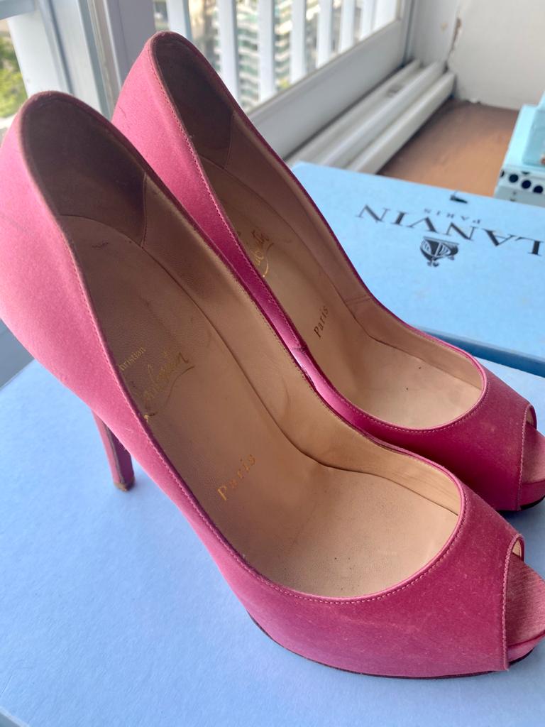 Sapato Louboutin Rosa Tam. 38