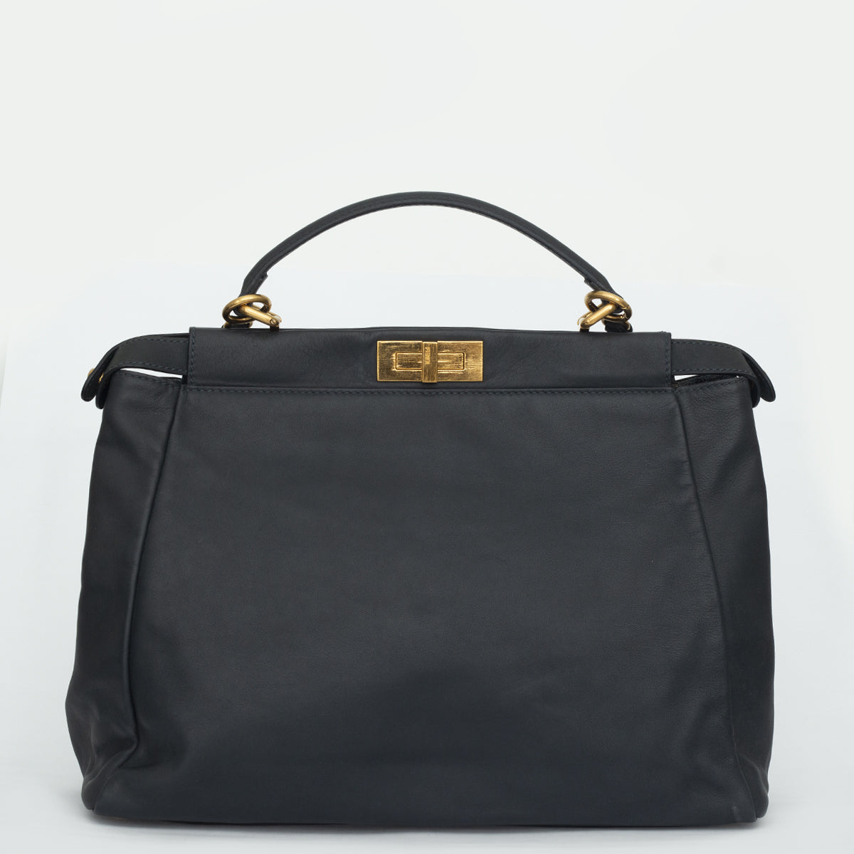 Bolsa Fendi Peekaboo preto Grande com Dourada