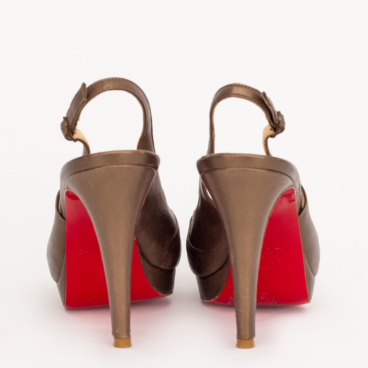 Sapato Peep Toe Louboutin Cobre Tam. 35,5