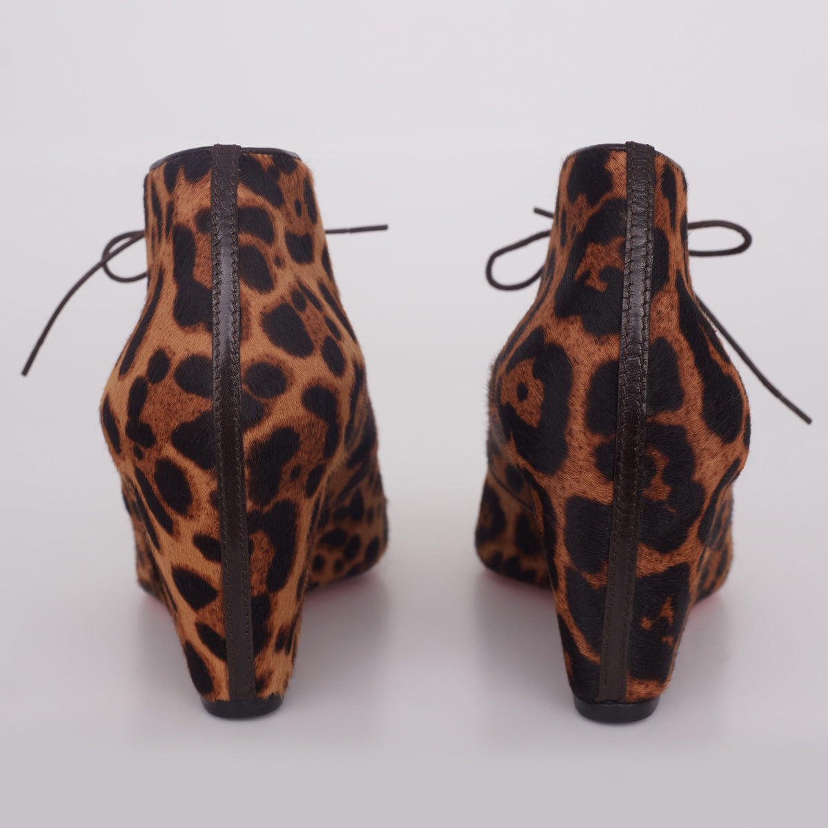 Ankle Boot Christian Louboutin c/ Estampa Animal Print Tam.37 Br