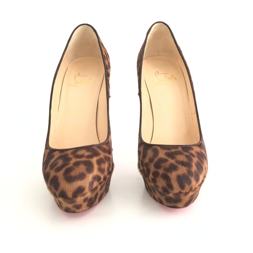 Sapato Louboutin Animal Print Onça Tam. 38